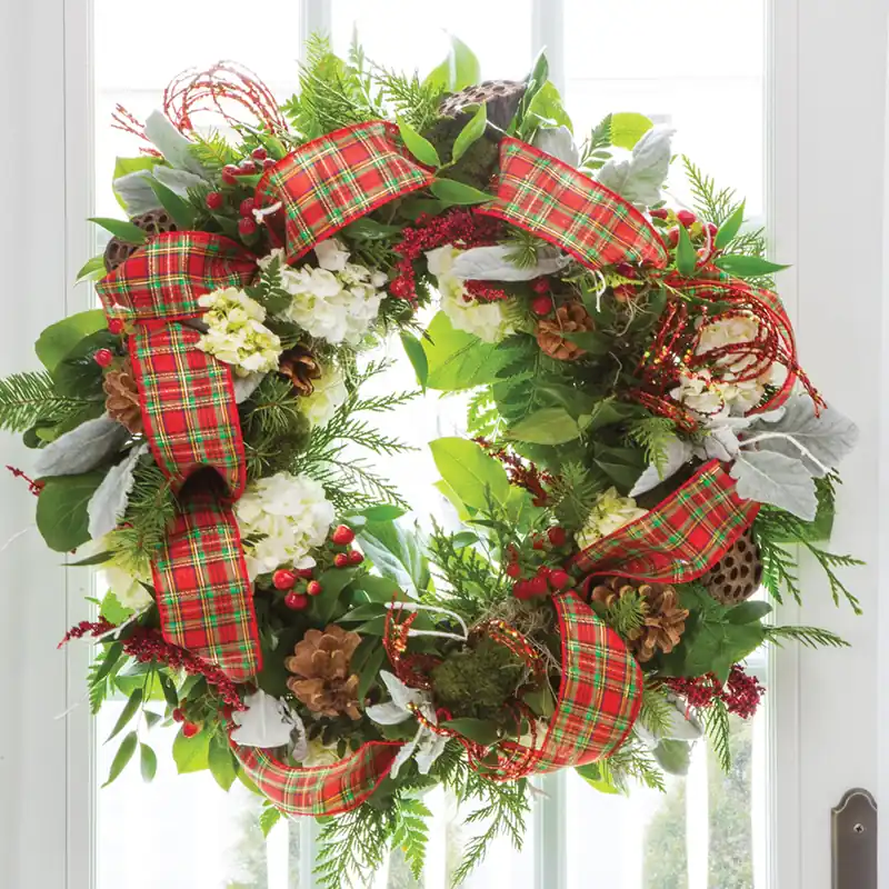 Winterberry Christmas Wreath & Centerpiece Class Exclusive