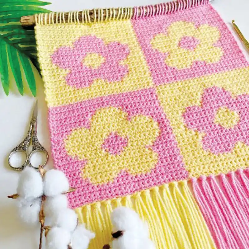 Retro Flower Wall Hanging Crochet Pattern - Digital Download Get Yours