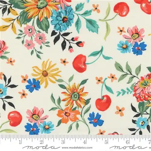 Brand New Julia Cherry Cordial Large Floral in Porcelain Multi with Free $89.99 Bundle