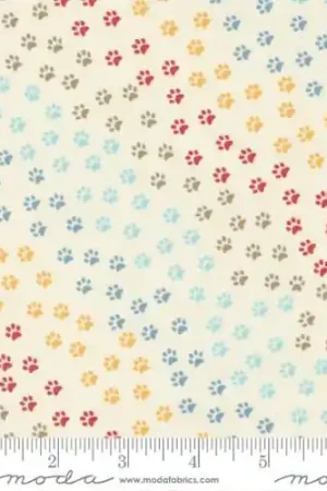 Dog Daze Paws and More Paws Blenders in Cream with Free $89.99 Bundle Direct From Manufacturer