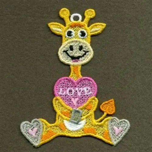 Editor’s Pick FSL Giraffe Love Embroidery Design